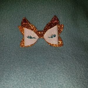 Fox hair bow